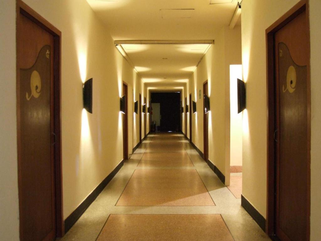 Отель The Regent Ubon Убонратчатхани Экстерьер фото